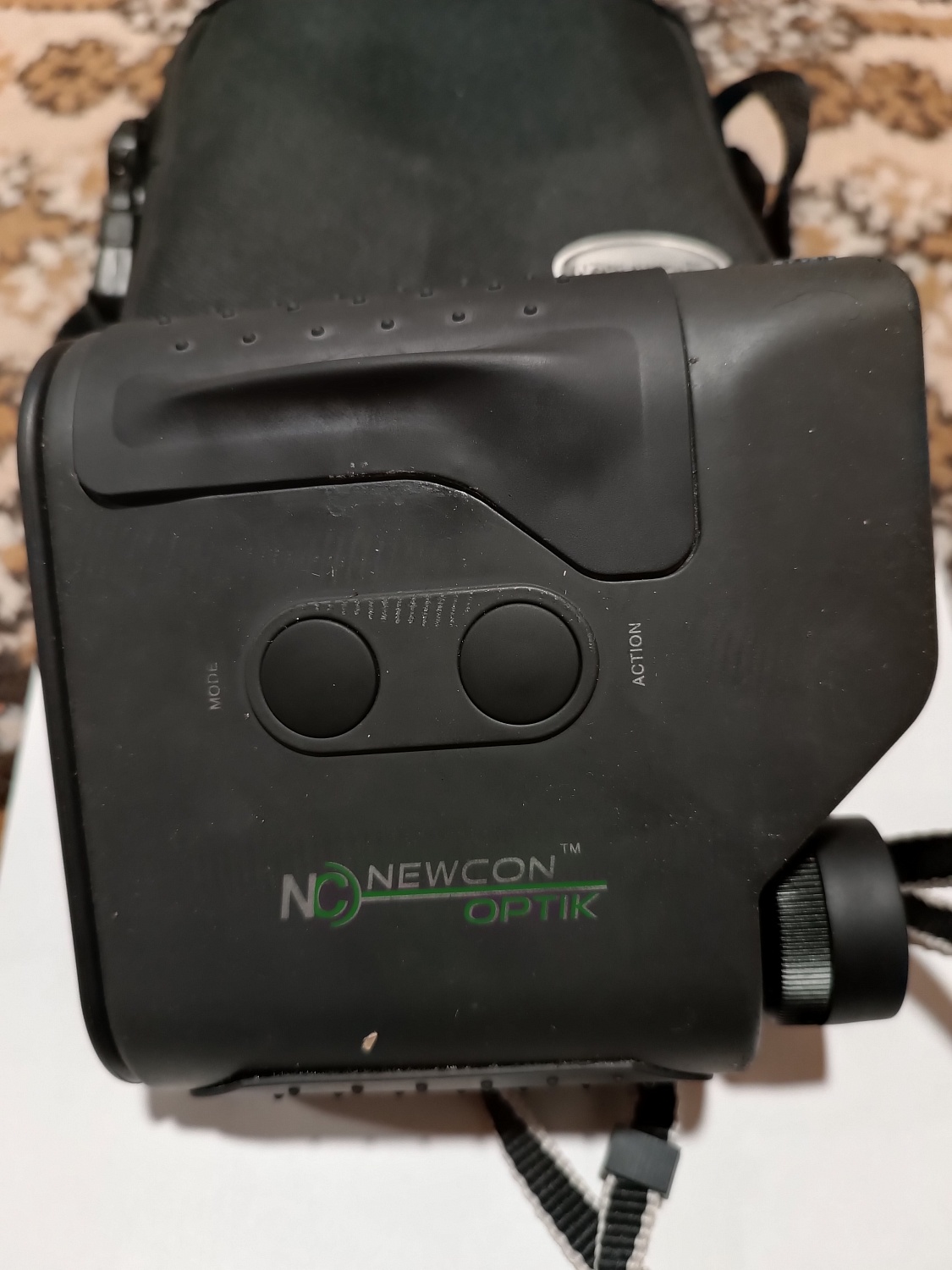 Лазерный дальномер Newcon Optic Action LRM 2200SI