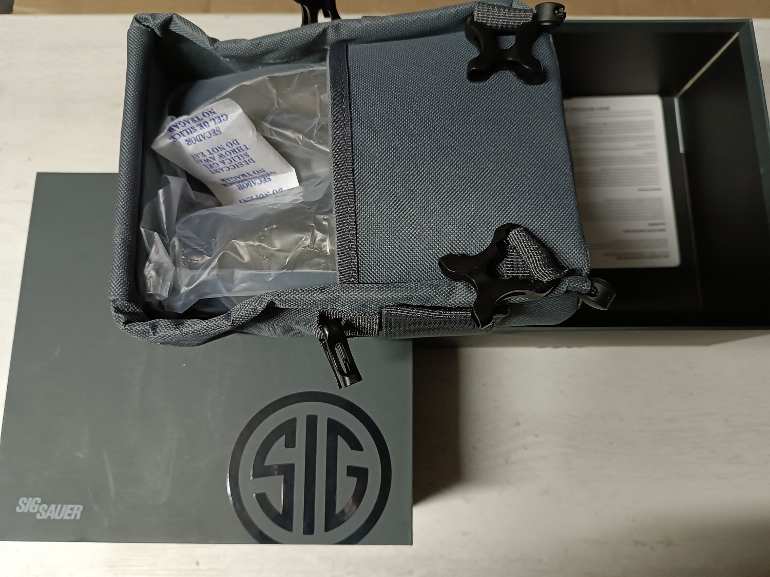 Бинокль с дальномером Sig Sauer Kilo 10k-ABS HD